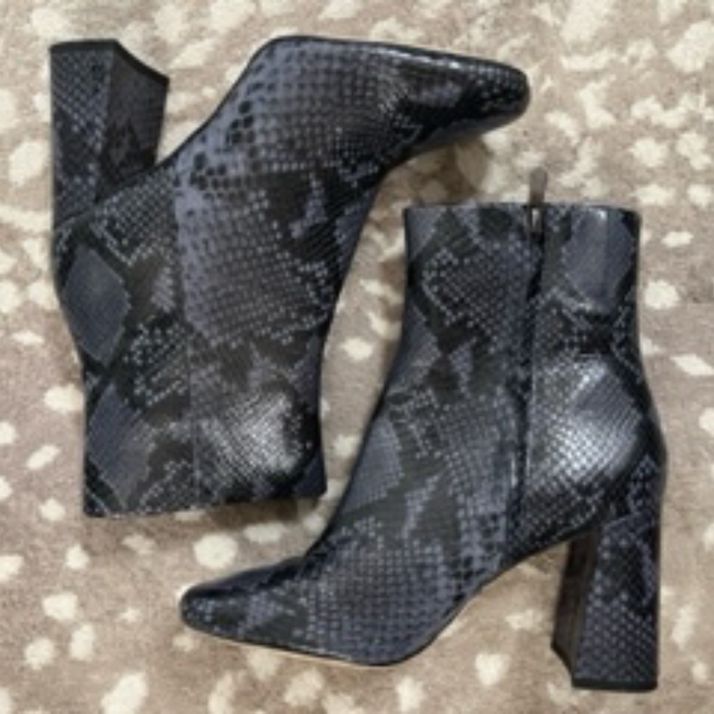 `Womens Snake Side Zip Ankle Boots